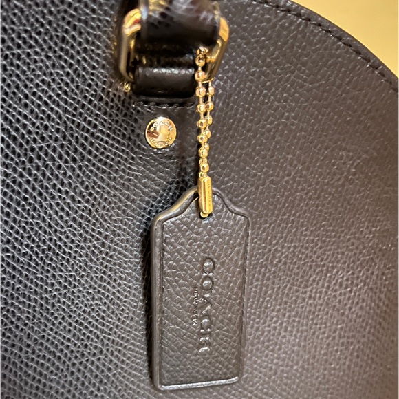 Excellent Condition Coach Black Leather Dome Satchel Crossbody Bag - Picture 9 of 13